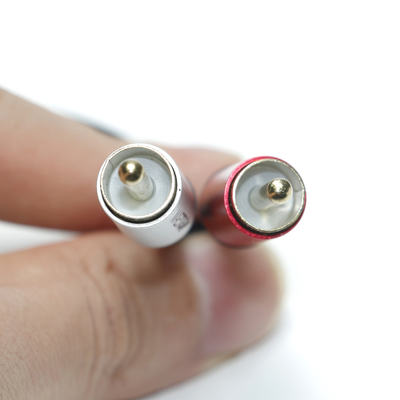 Καλώδιο ψηφιακού ήχου 3,5 mm 2/1 μαύρο PVC Λευκό κόκκινο επιμεταλλωμένο χρυσό βύσμα από κράμα αλουμινίου για ηχοσύστημα αυτοκινήτου
