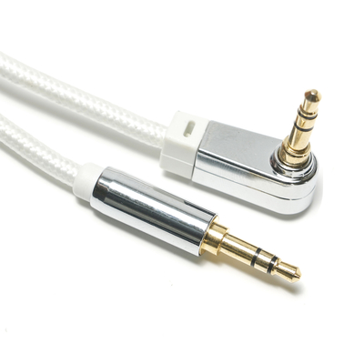 Λευκό καλώδιο AUX Digital Audio SPDIF 90° 3,5mm Πλεκτό σχοινί Επιμεταλλωμένο κράμα αλουμινίου για ηχείο ήχου αυτοκινήτου 0,92M