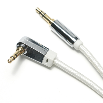 Λευκό καλώδιο AUX Digital Audio SPDIF 90° 3,5mm Πλεκτό σχοινί Επιμεταλλωμένο κράμα αλουμινίου για ηχείο ήχου αυτοκινήτου 0,92M